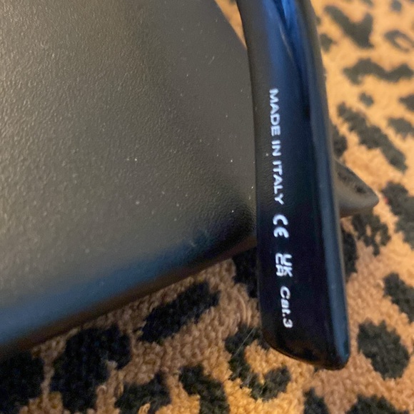 Saint Laurent SLM119F BLAZE 001 Black Oversized Cat Eye Women Sunglasses - Picture 13 of 17